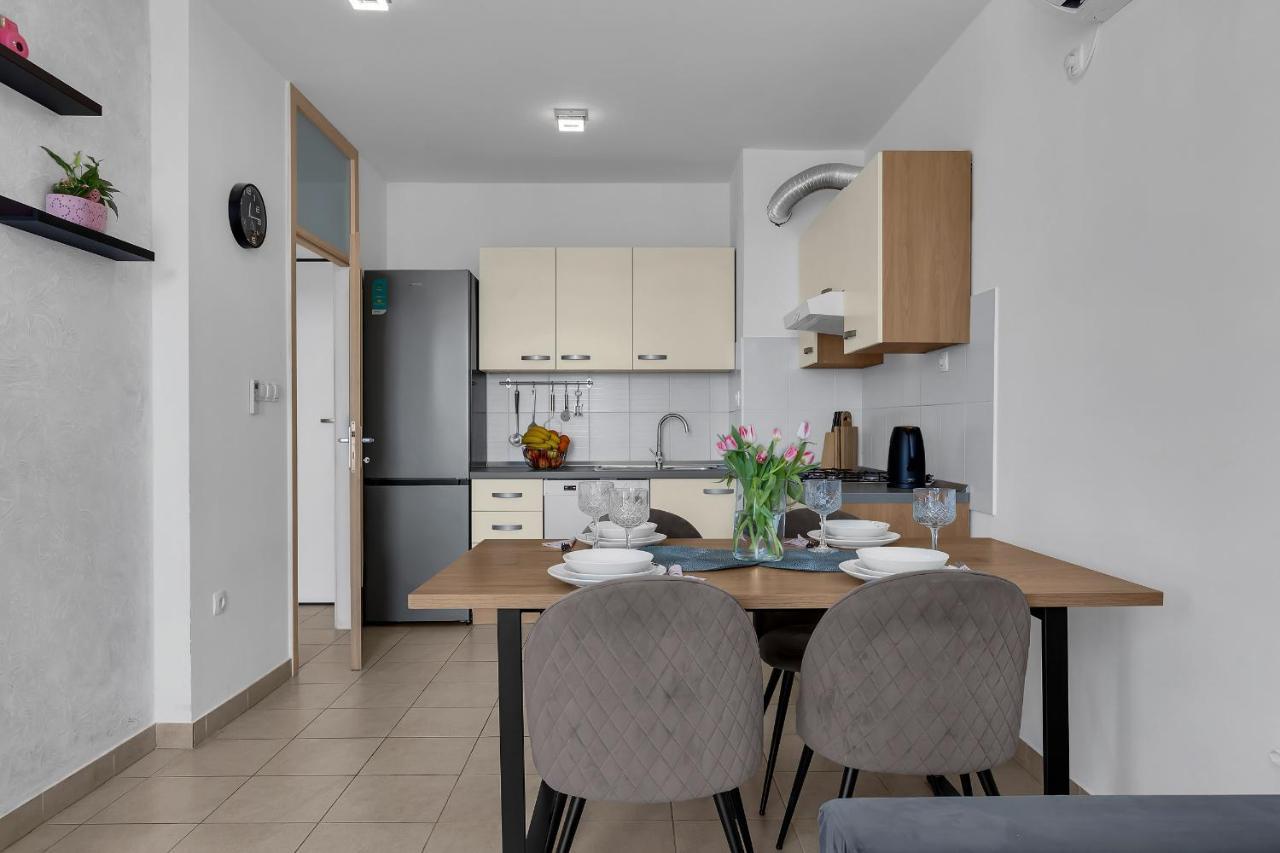 Apartman Magnolia Makarska Exterior photo